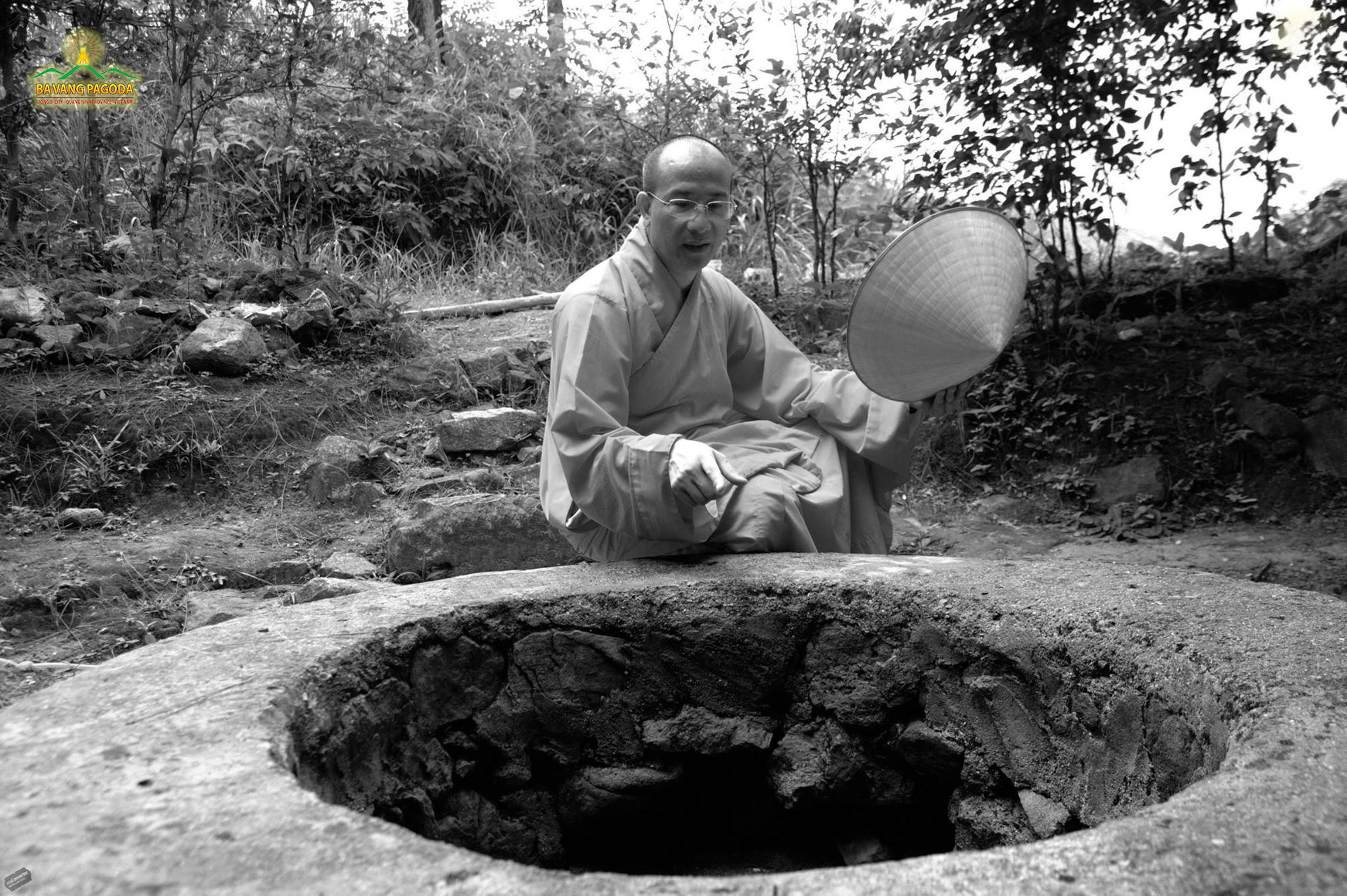 Godly-well-at-Ba-Vang-Pagoda