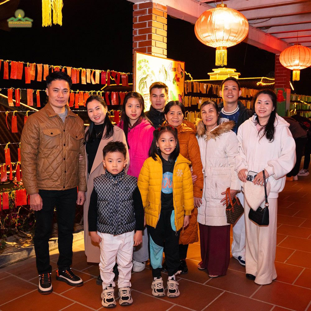 Tet marks a time of new beginnings, heartfelt wishes, and sincere prayers for the year ahead and visiting the temple at the start of the year has become a cherished tradition across Asia, especially in Vietnam.