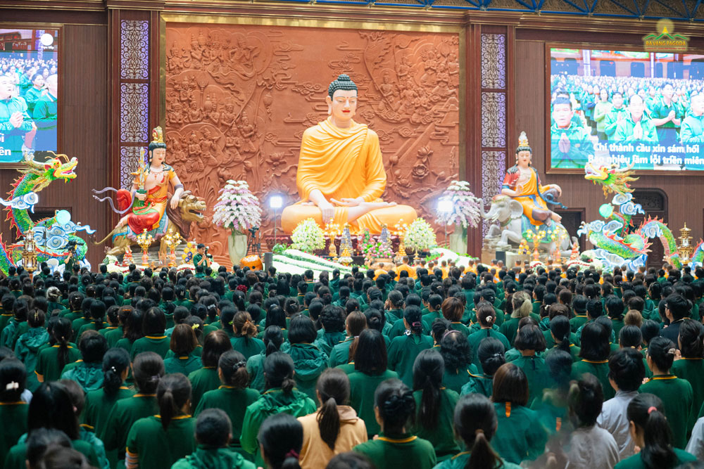 May the wholesome merits from this ceremony bring peace to those in suffering
