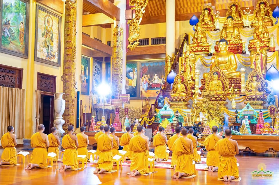 monks of ba vang pagoda in the 108 day cultivation session