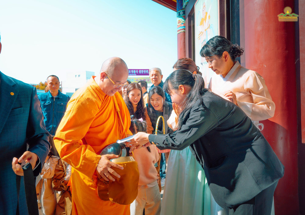 From their respect for the monks, happiness will come to the Buddhists and people present in the ceremony.
