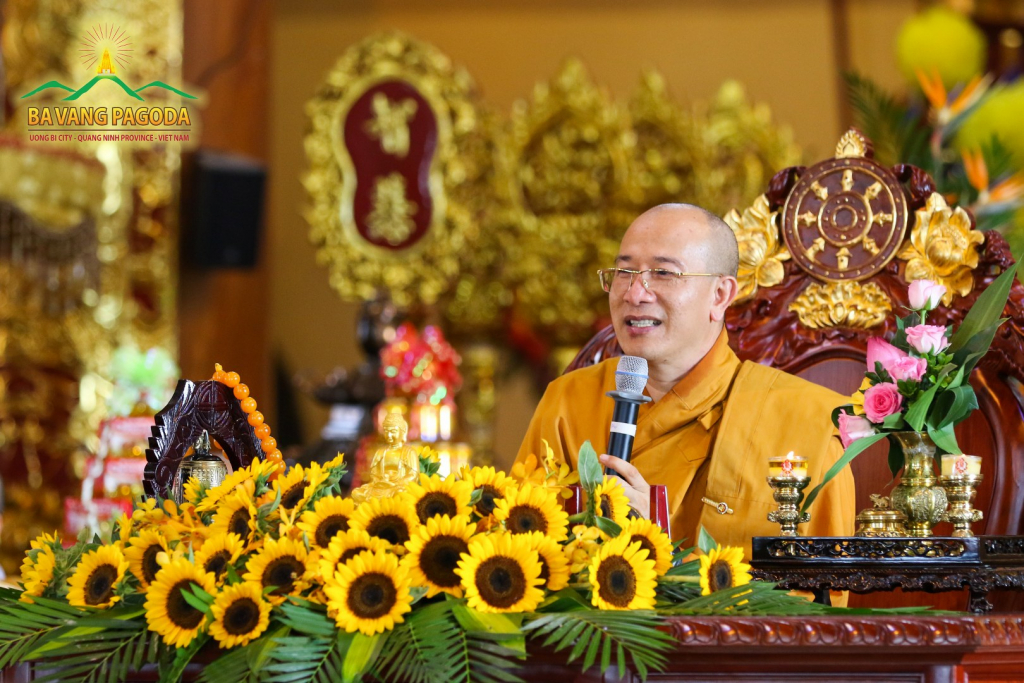“As Buddhists, we need to practice the virtue of filial piety first. Filial piety truly is Buddhism”, taught Thay Thich Truc Thai Minh at the Ullambana Festival.