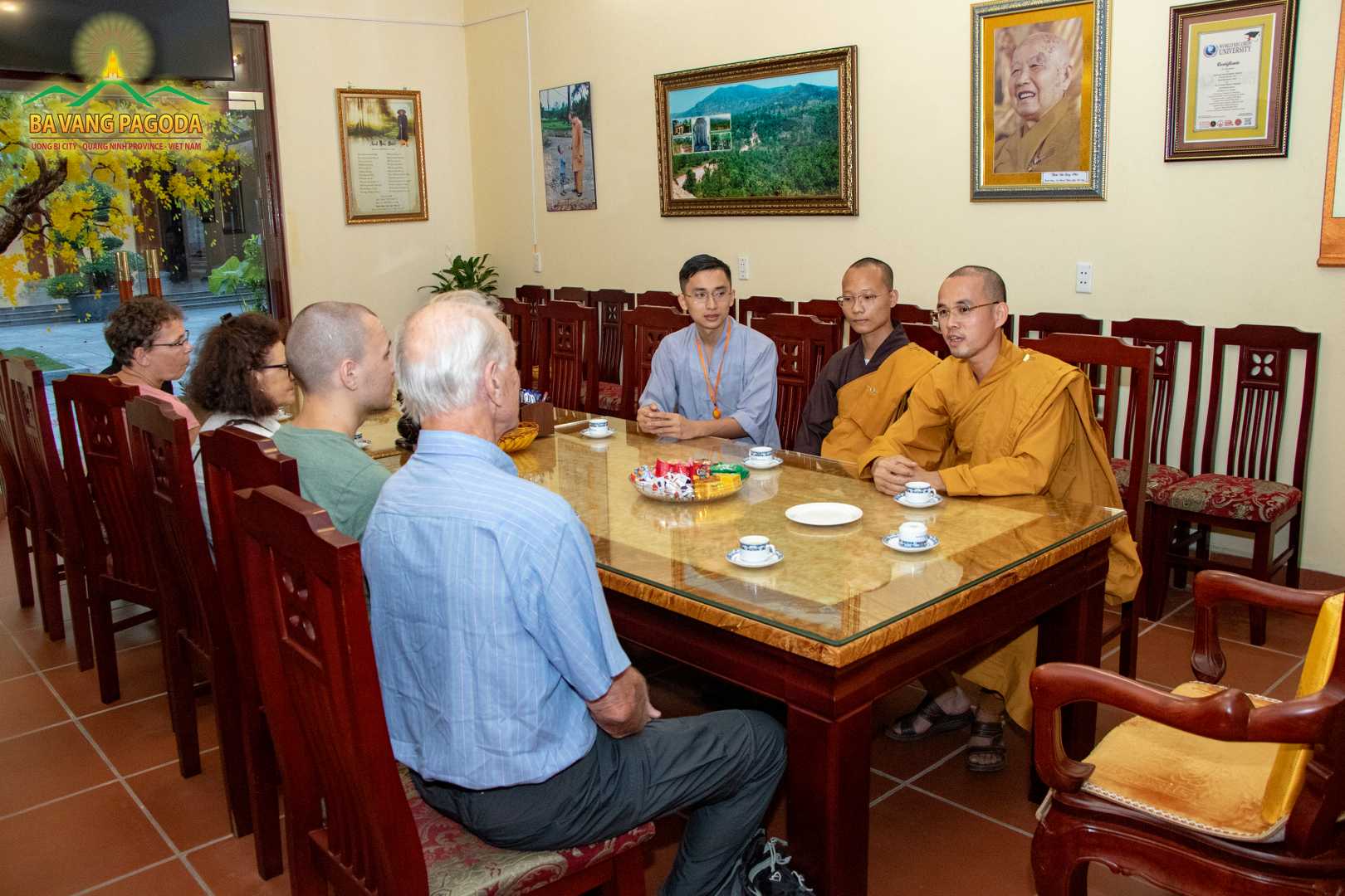 Monk-Bao-Luc-talking-about-Buddhism-development-in-Vietnam