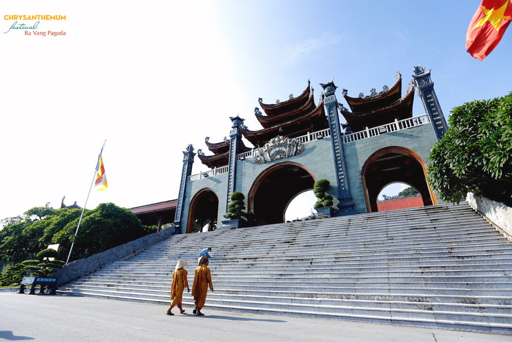 Monks of Ba Vang Pagoda surveying the Internal Triple Gate for the preparation of Chrysanthemum Festival 2020