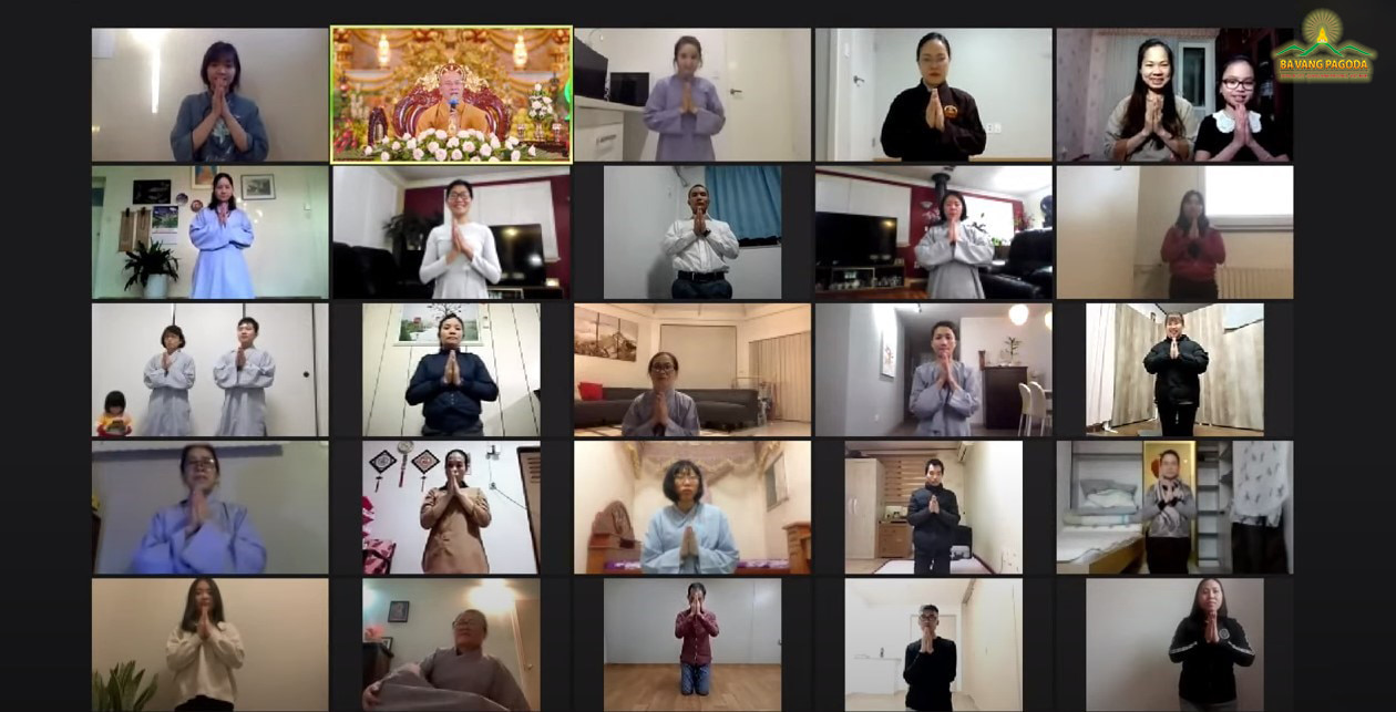 Thay met nearly 80 Vietnamese Buddhists all over the world online.