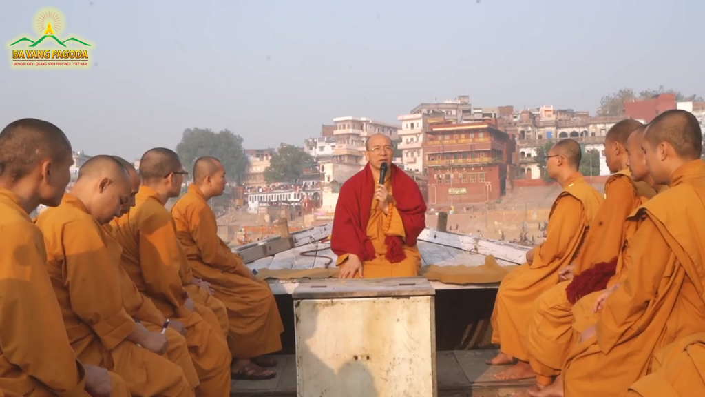 Thay Thich Truc Thai Minh gave some compelling Dharma talks at the Ganges.