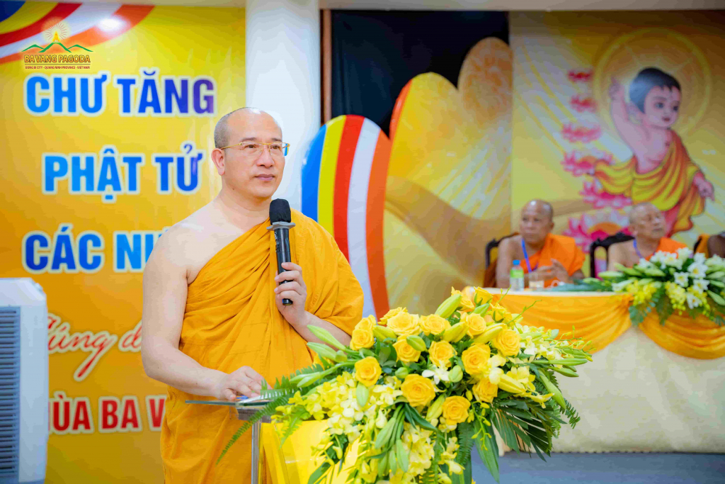 Thay Thich Truc Thai Minh - the Abbot of Ba Vang Pagoda, Vietnam giving a speech at the event: “Monks - lay Buddhists from different countries make offerings to Ba Vang Pagoda”