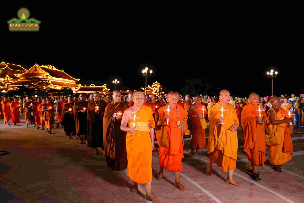 Buddhist monks of different countries were leading the parade, circumambulating the statue of the Infant Buddha.