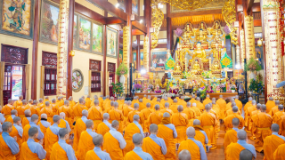 Year End Dharma Gratitude Ceremony at Ba Vang Pagoda: Words of gratitude offered to the Buddha Dharma