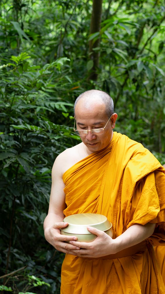 Food Offering & Alms Round in Buddhism